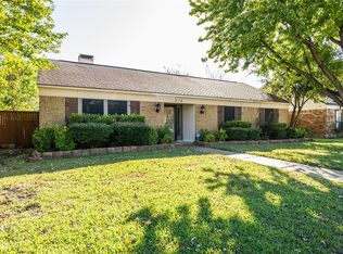 814 Melissa Ln, Garland, TX 75040