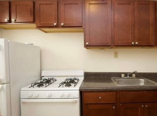 30-82 29th St #3R, Astoria, NY 11102