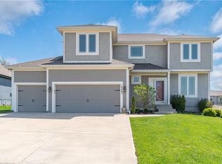 14463 S Saint Andrews Ave, Olathe, KS 66061