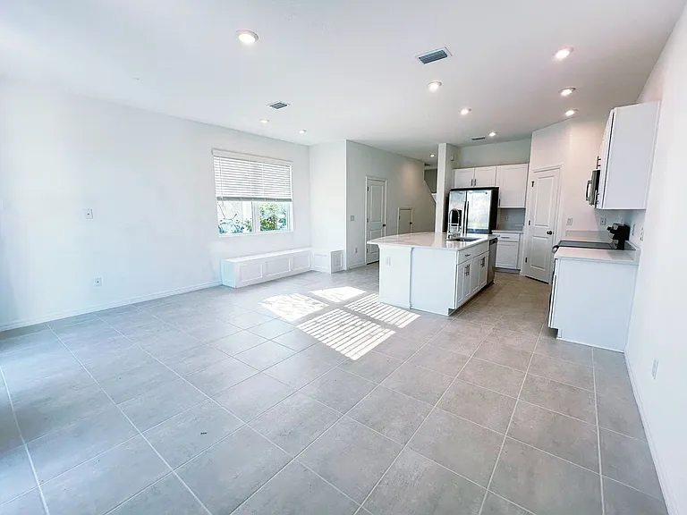 5770 Windy Bay Ter — Photo 7