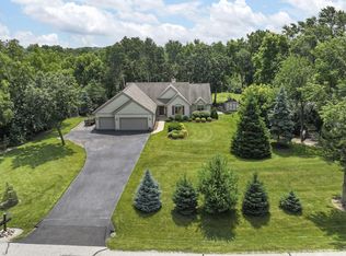 W223S7650 Alma Ln, Big Bend, WI 53103