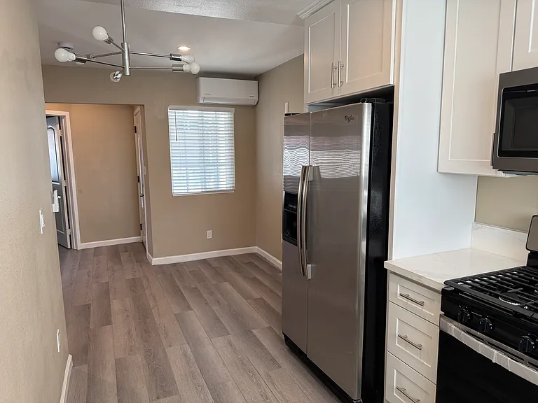2737 Blakeman Ave #1/2 — Photo 6
