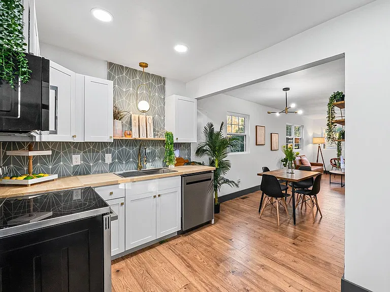 610 Ford St — Photo 11