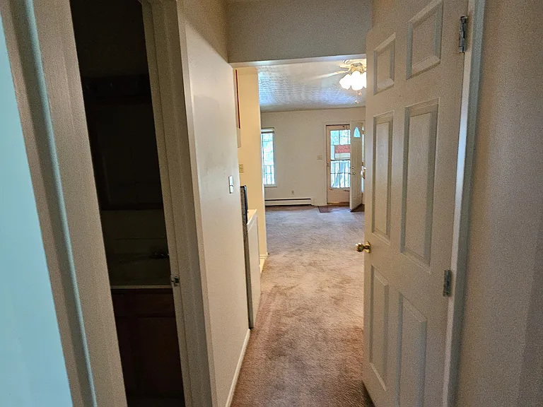 1233 Main St #2 — Photo 15