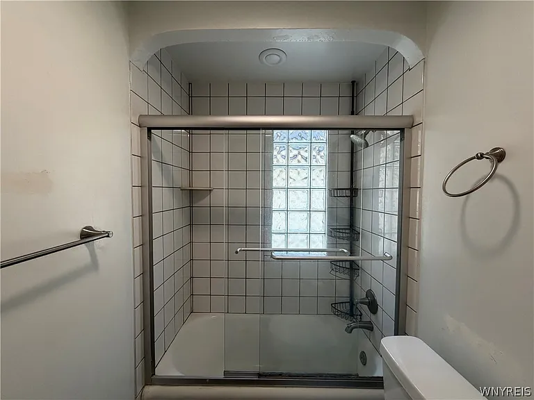 193 Norwood Ave — Photo 10