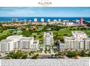 220 SE Mizner Blvd APT 202, Boca Raton, FL 33432