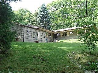 2nd image of 7 Sorrel Hill Ct