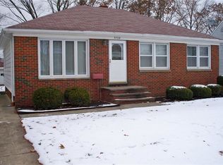 3708 Park Dr, Parma, OH