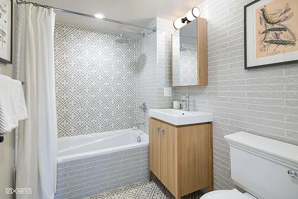 Sold by Citi Habitats | media 25