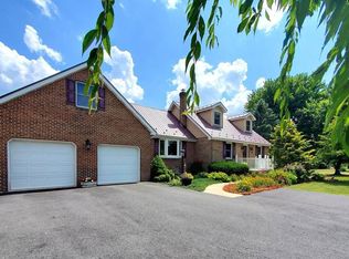 825 W Siddonsburg Rd, Dillsburg, PA 17019