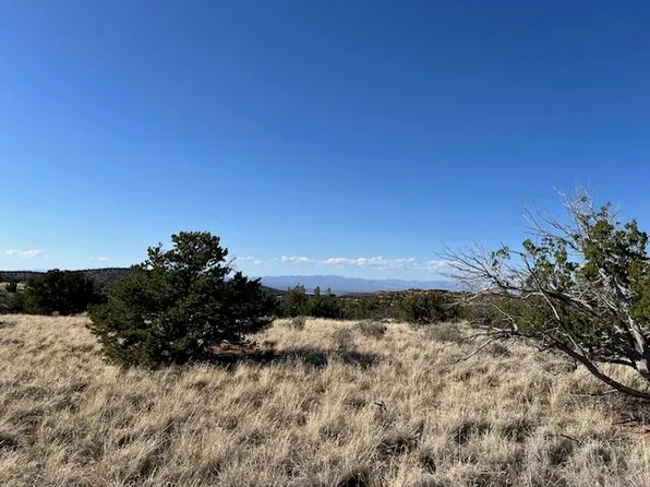 237 Meadows Pl, Placitas, NM 87043