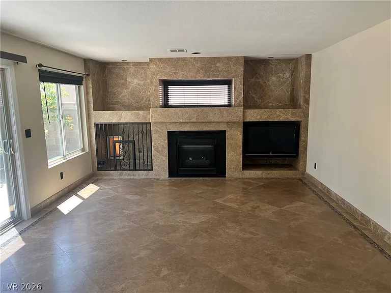 8225 Woodland Prairie Ave — Photo 25