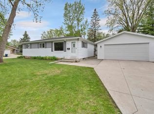 628 Craig Ave, Green Bay, WI 54301