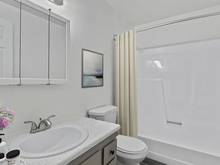 Houk 33 Apartments — Photo 30