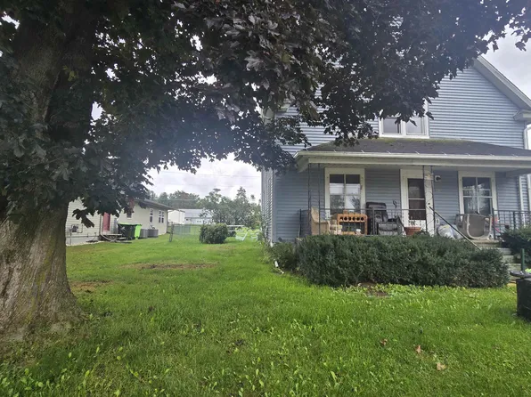 203 E Wall St, Neshkoro, WI 54960