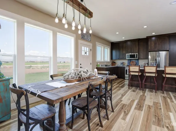 6794 Melmont Rd, Melba, ID 83641