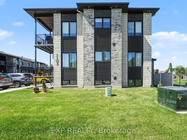 1103 Notre Dame St #101, Russell, ON K0A 1W0