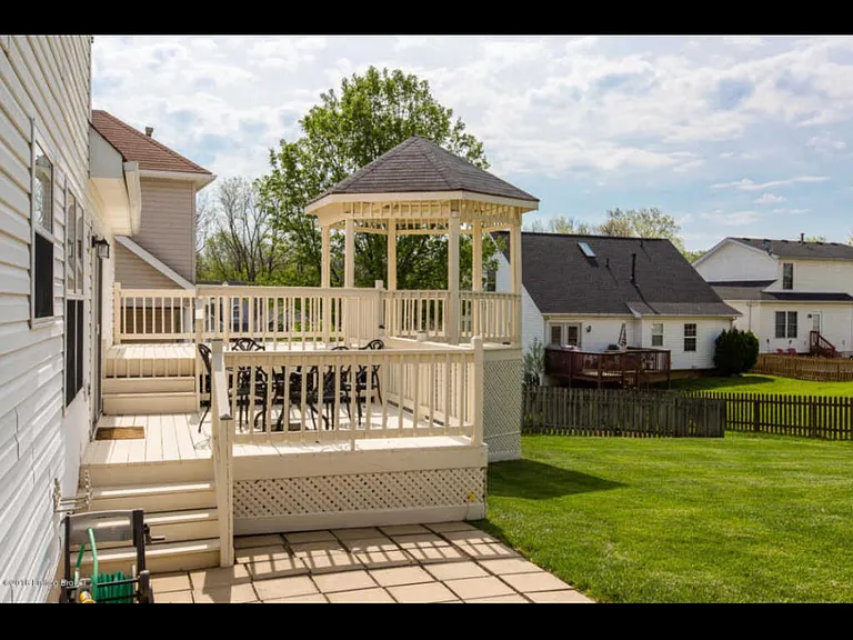 5304 Silver Wing Blvd — Photo 3