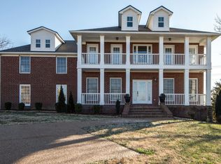 1527 Puryear Pl, Brentwood, TN 37027