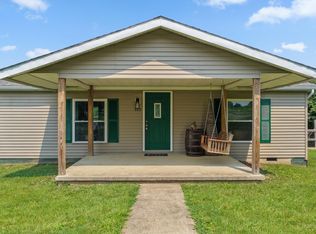 573 Wagner Rd, Felicity, OH 45120
