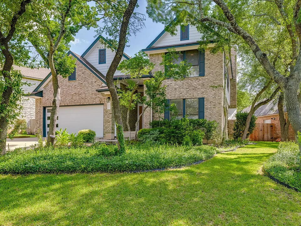 3914 Latimer Dr