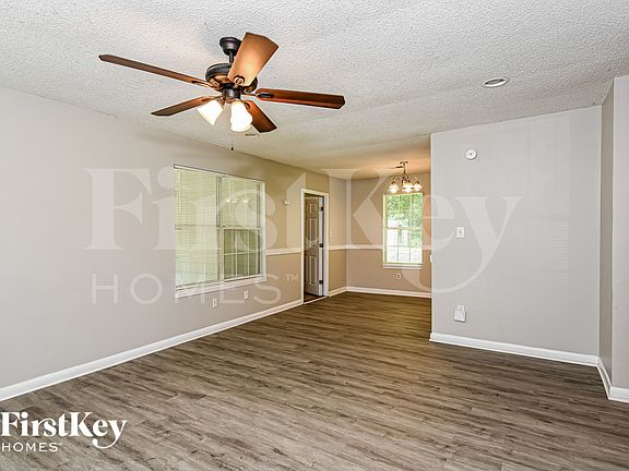 5th image of 117 Whispering Pine Ln NE