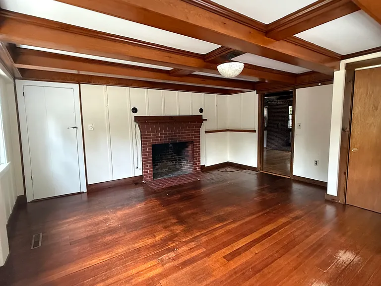 246 Enterprise St — Photo 7