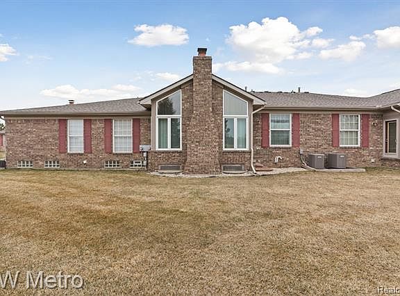 4th image of 11386 Oak Grove Ct