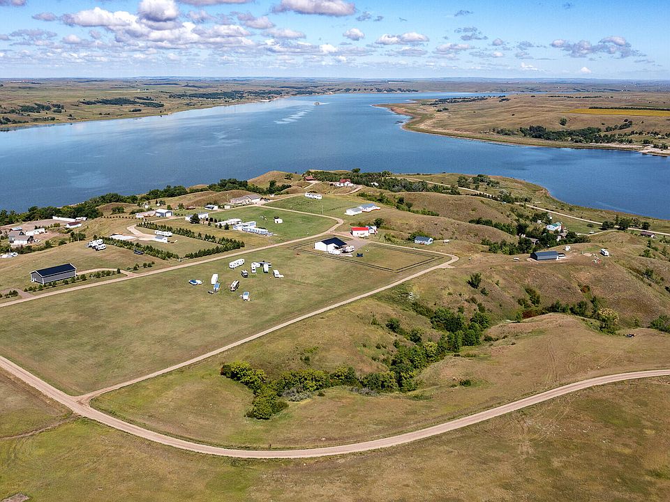 3 Beaver Bay Trl, Linton, ND 58552 MLS 4009387 Zillow