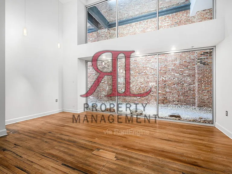 106 N High St #101 — Photo 22