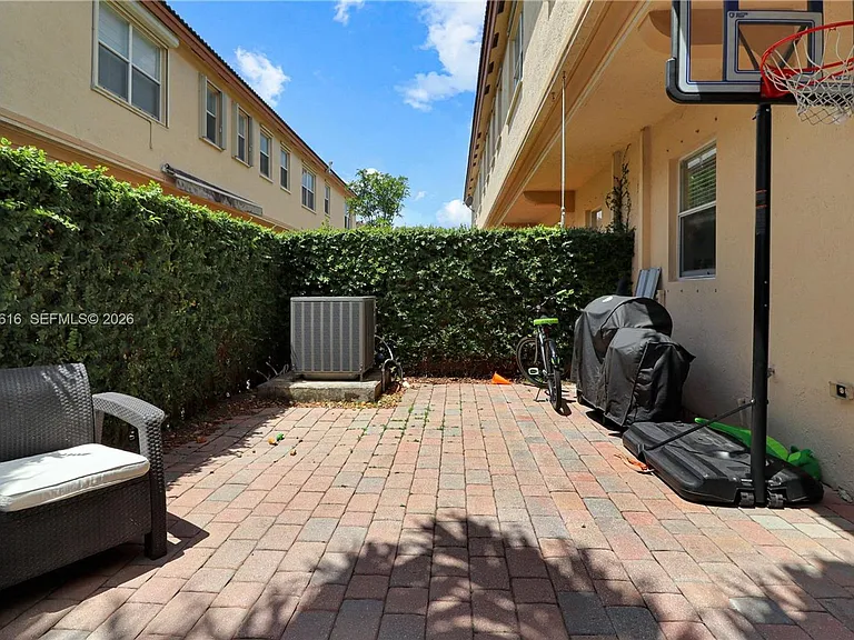 12808 SW 132nd Ter — Photo 19