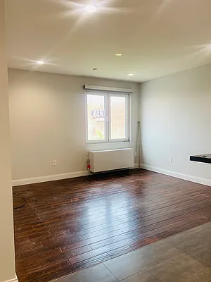 Rented by 18 REALTY | media 9