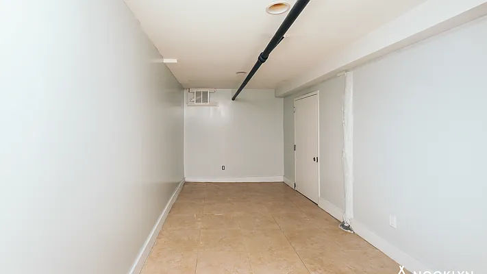 Rented by Nooklyn NYC LLC | media 26