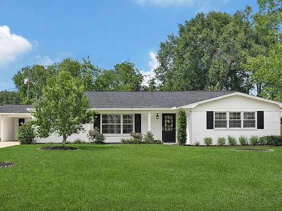 2nd image of 115 E Thornton Rd