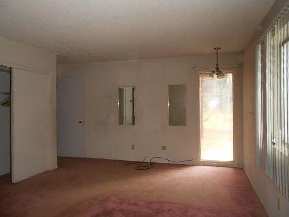 5th image of 36921 Viola Avenue Dr