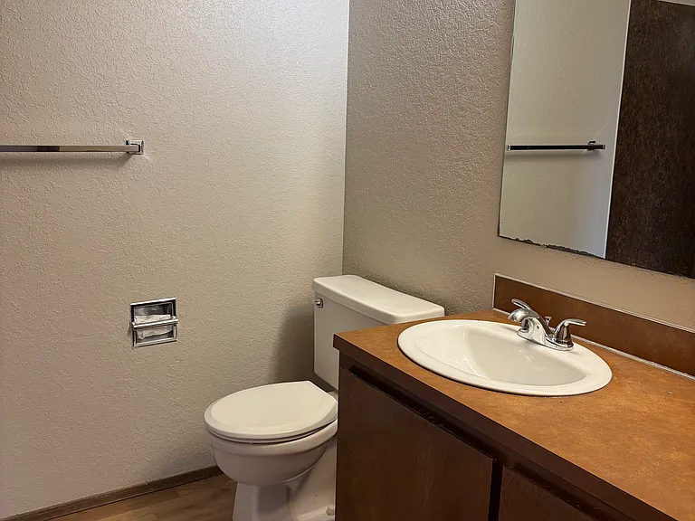 1422 NW 59th St #5 — Photo 8