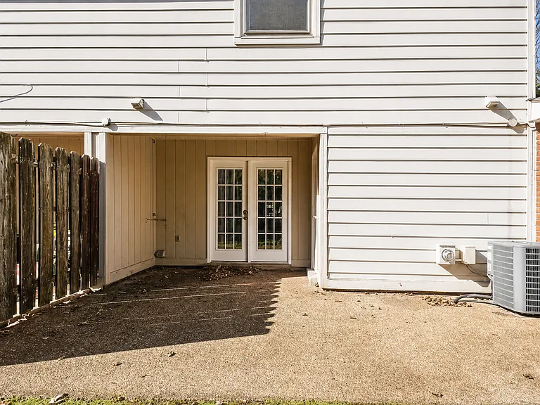 121 Ellington Pl — Photo 13