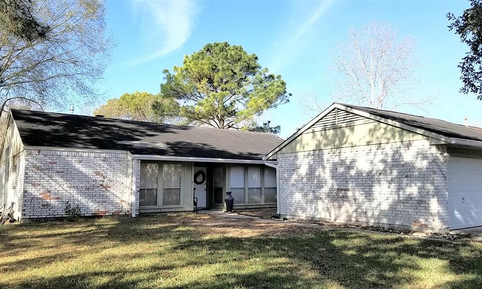 1st image of 16022 Lost Rock Ct