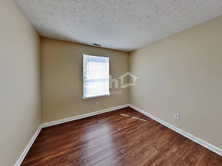 8420 Brook Pointe Ct — Photo 18