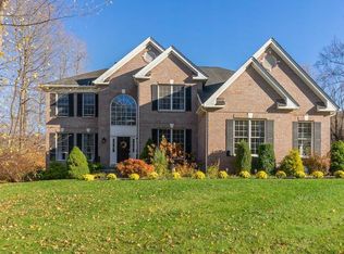 98 Devon Farms Rd, Stormville, NY 12582