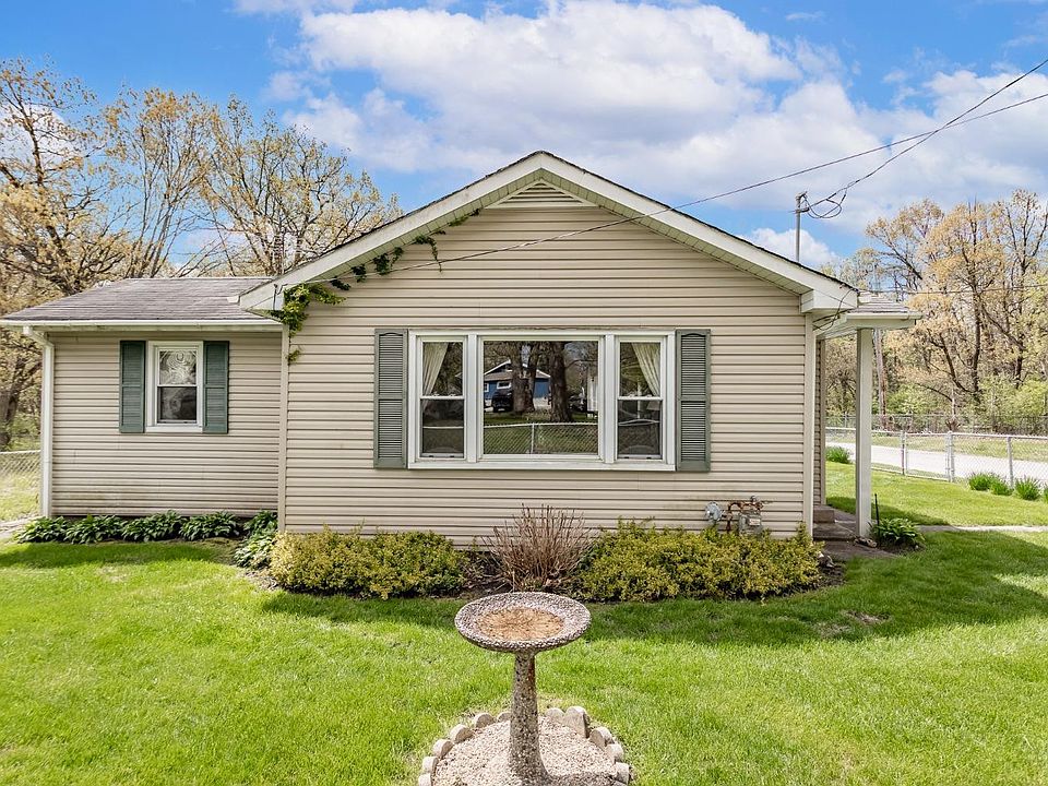 1st image of 6635 W 135th Pl
