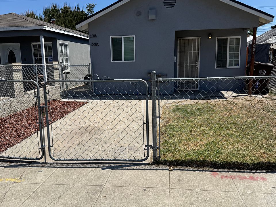 1st image of 1006 W 131st St