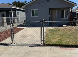 1006 W 131st St, Compton, CA 90222