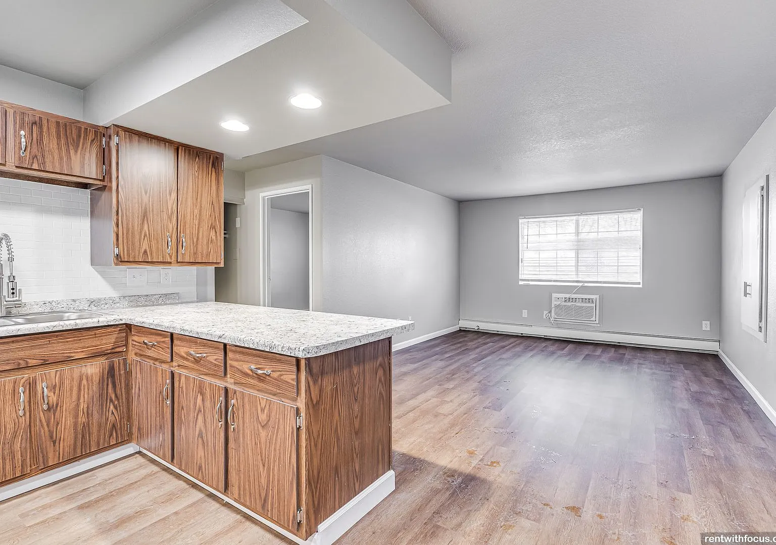 Stonecreek Apartments — Photo 3