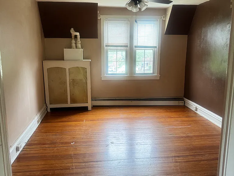 2100 Lancaster Ave — Photo 8