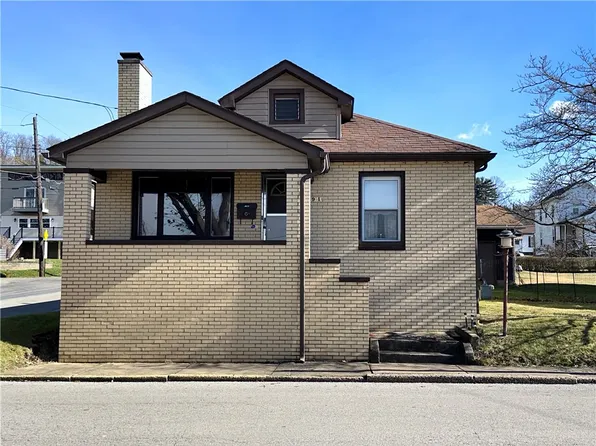 294 N 18th Ave, New Brighton, PA 15066