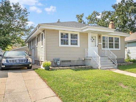 2nd image of 18026 Oakley Ave