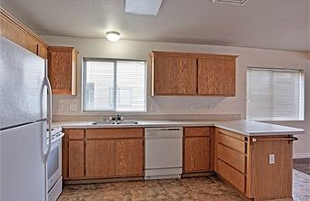 3rd image of 514 Glen Ave #A