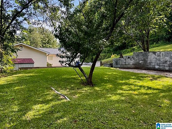 4th image of 1274 Bennett Dr
