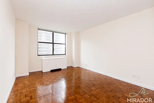 Rented by Mirador Real Estate | media 18